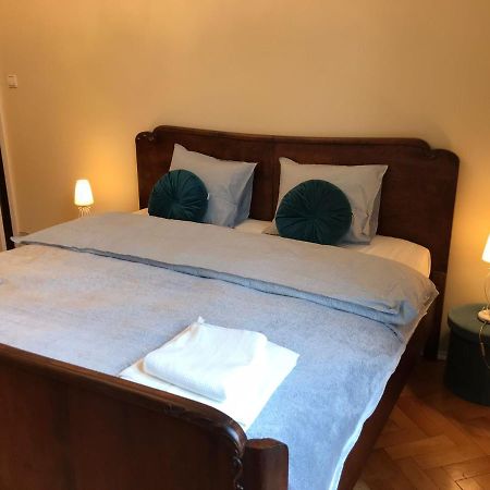 Stylowy Apartament W Centrum Vratislav Exteriér fotografie