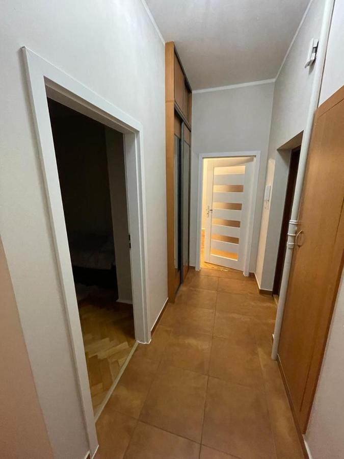 Stylowy Apartament W Centrum Vratislav Exteriér fotografie