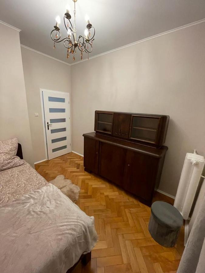 Stylowy Apartament W Centrum Vratislav Exteriér fotografie